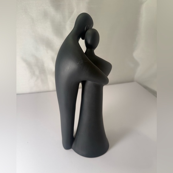 Royal Doulton Matte Black Basalt Figurine ~ Family H.N 2721 ~ 1977 - Picture 2 of 5